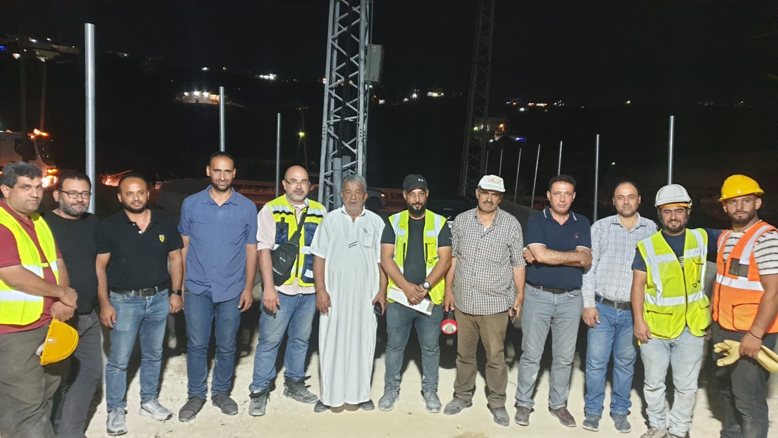 الفلسطينية لنقل الكهرباء تشغّل نقطة ربط ترقوميا بالخليل